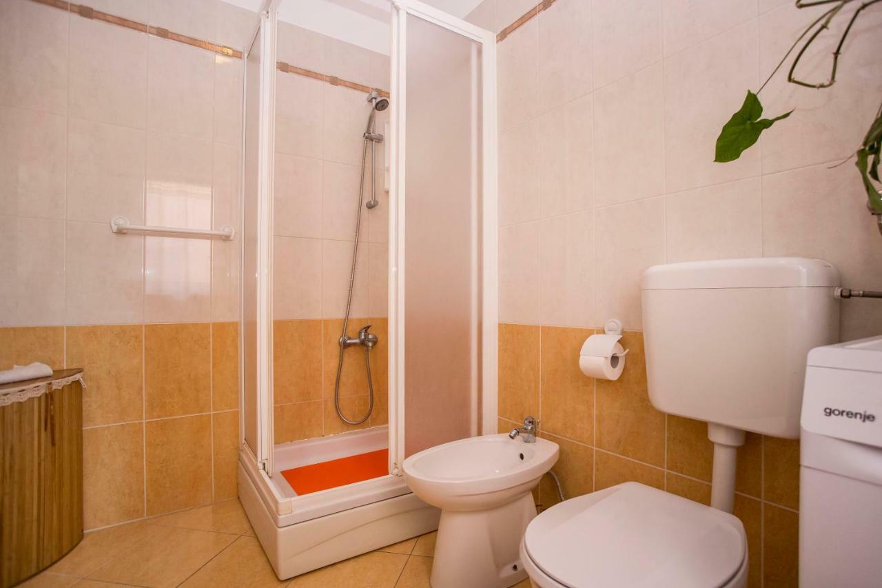 Apartment Beba Rovinj Exterior photo
